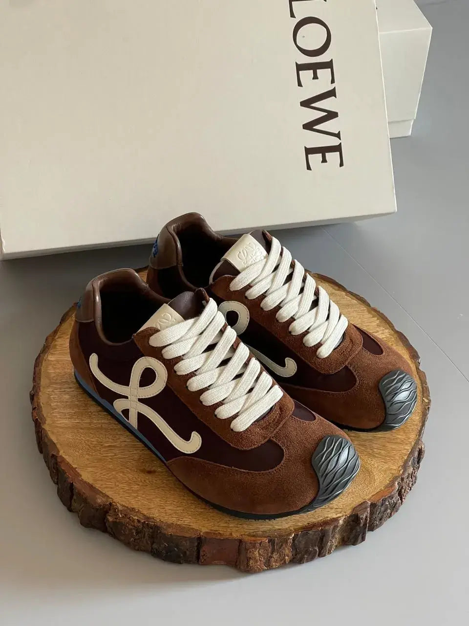 Classic Low Sneaker – Brown