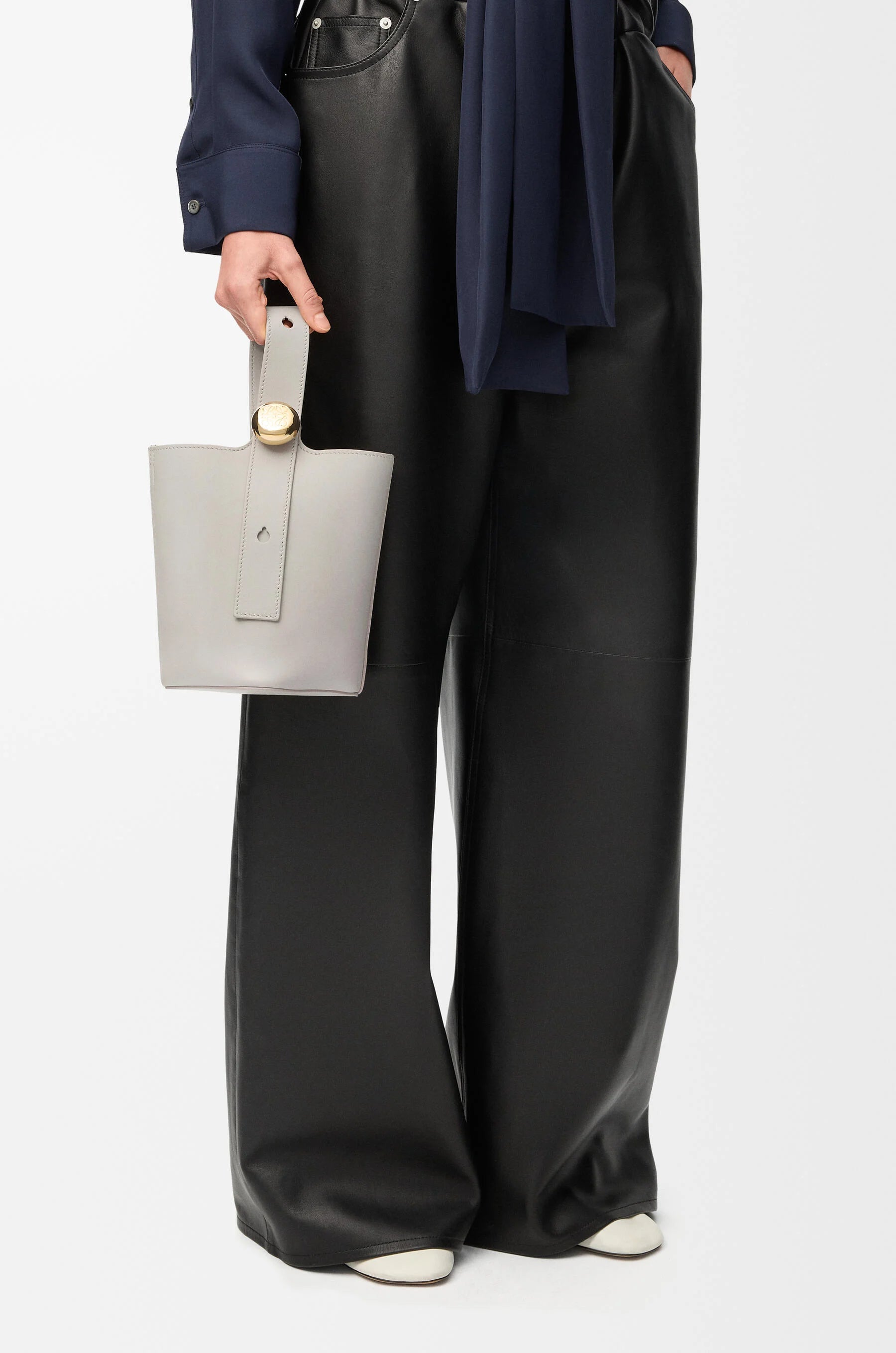 Mini Pebble Bucket Bag - Shell Grey