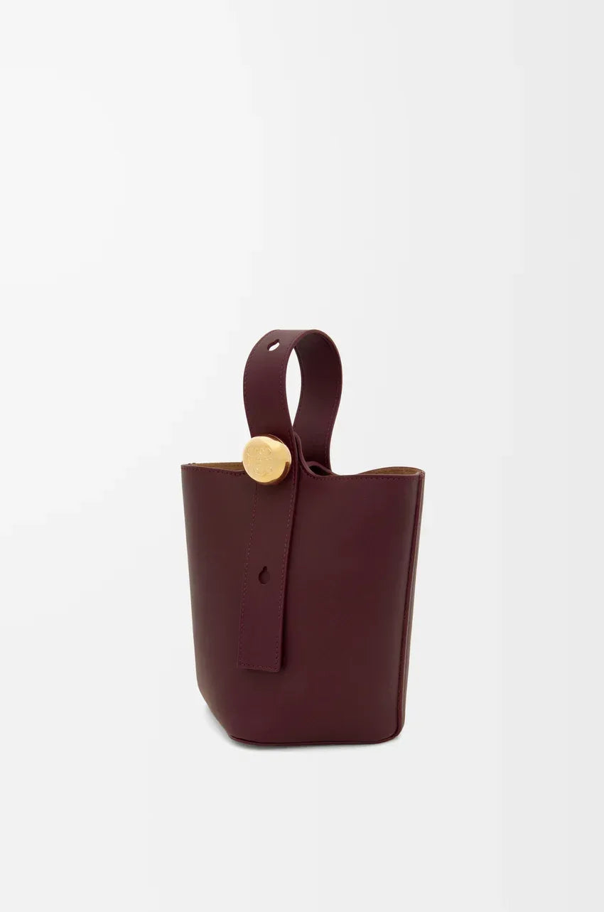 Mini Pebble bucket in smooth calfskin Dark Burgundy - EliteLux Outlet