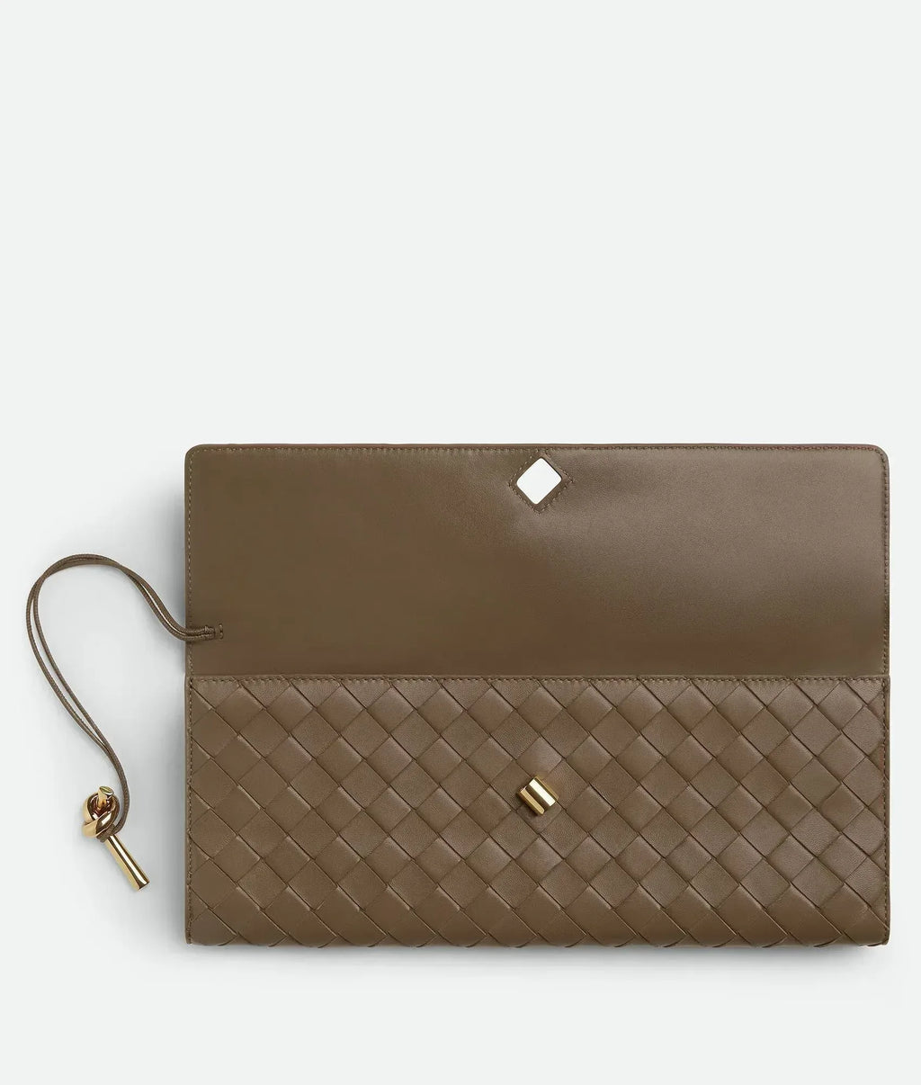Andiamo Clutch Pinecone - EliteLux Outlet