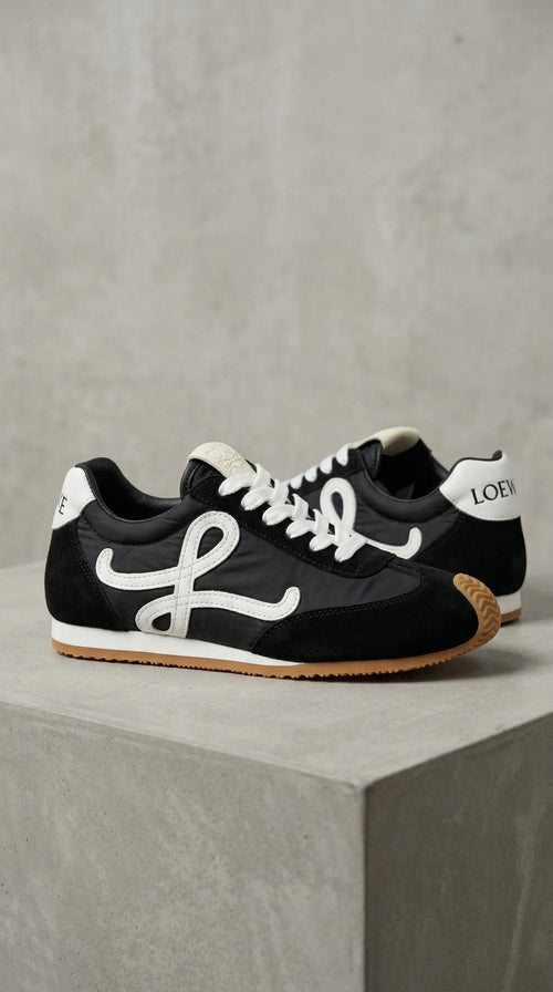 Classic Low Sneaker – Black & White