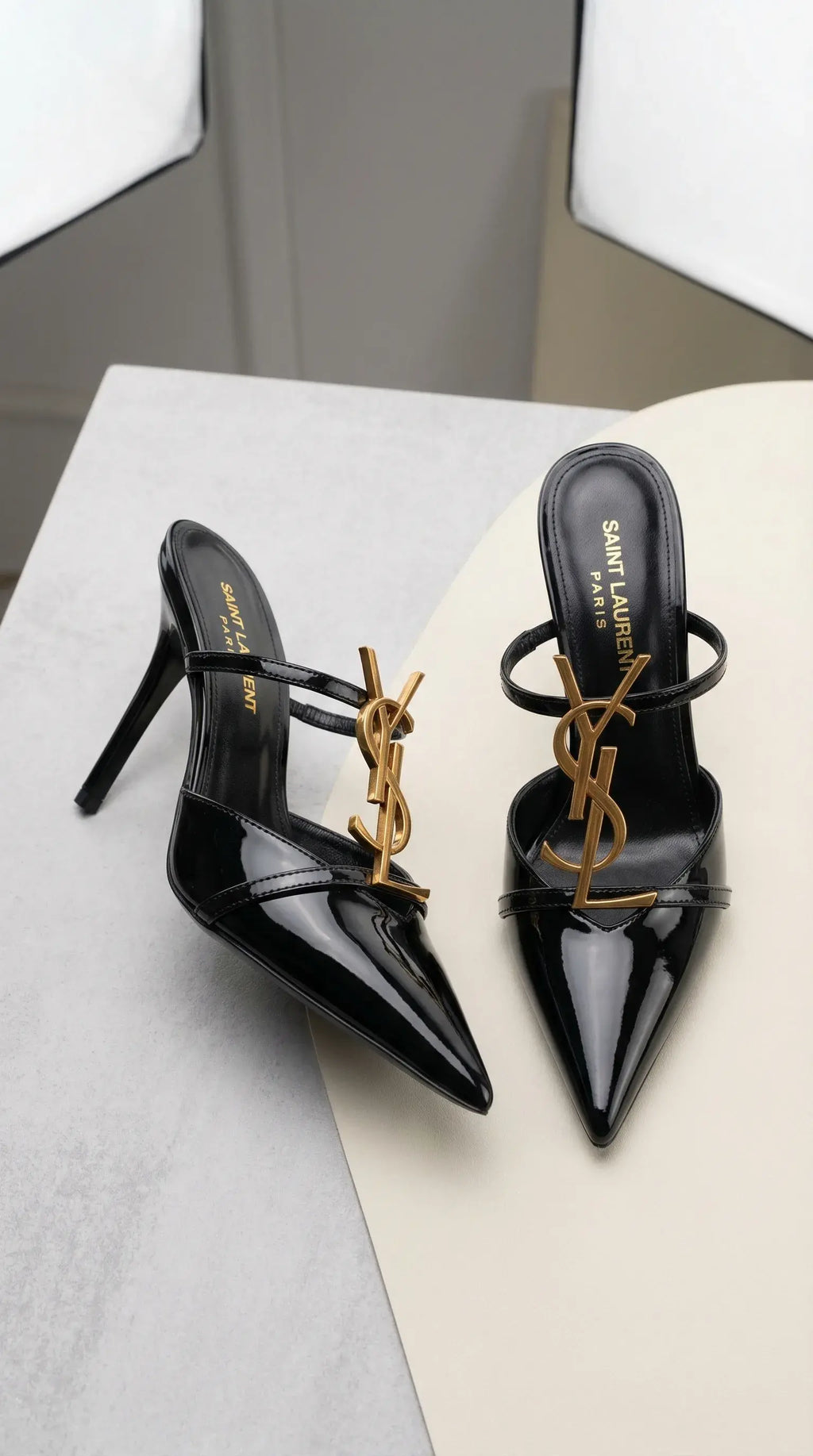 Pointed Toe Leather Mules