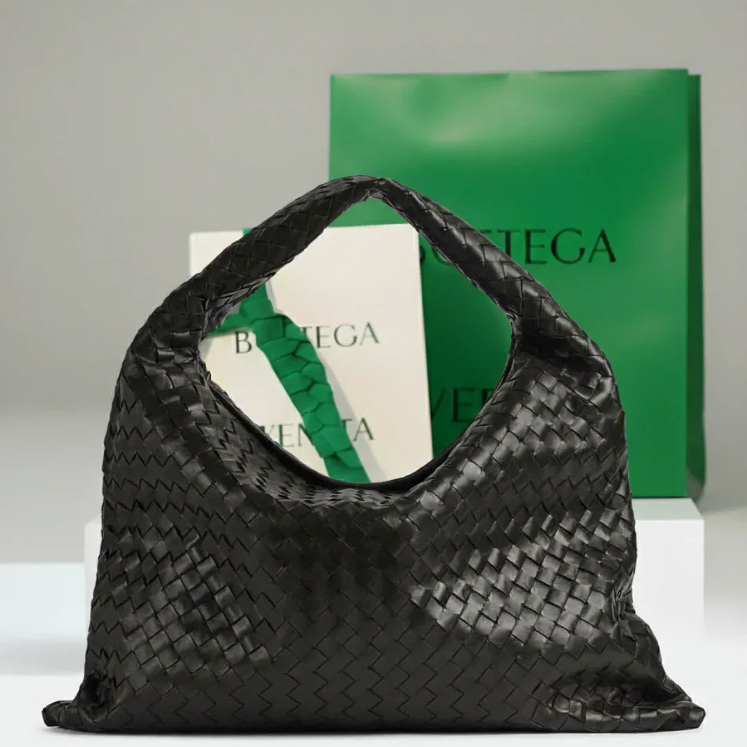 Large Hop Black - EliteLux Outlet