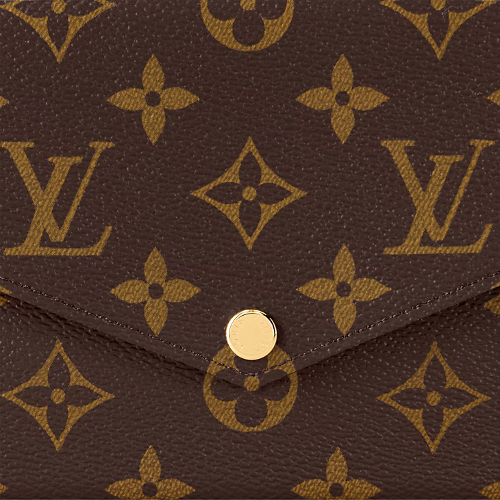 Chain Pochette Bag