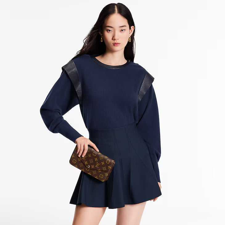 Chain Pochette Bag