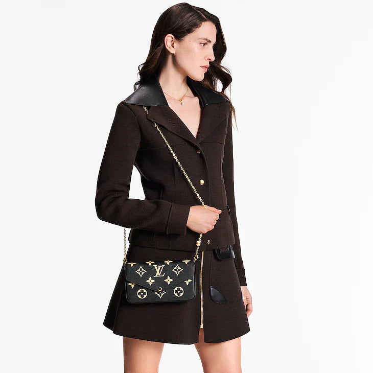 Chain Pochette Bag